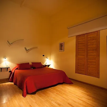 Tripoli 4*