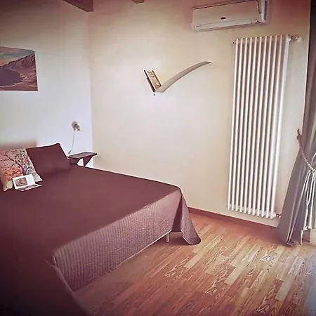 Tripoli 4*