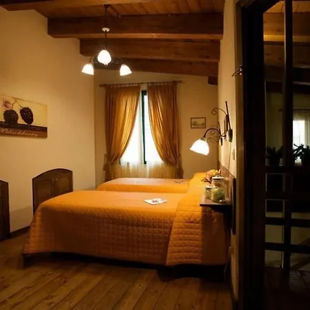 Tripoli 4*